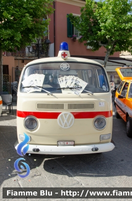 Volkswagen Transporter T2
Croce Rossa Italiana
Comitato Comitato Locale Soragna (PR)
CRI 7675
Ambulanza Storica
Parole chiave: Volkswagen Transporter_T2 CRI7675