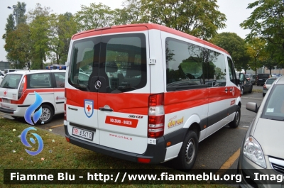 Mercedes-Benz Sprinter III serie
Croce Rossa Italiana
Comitato Provinciale di Bolzano
CRI A341D
Parole chiave: Mercedes_Benz_Sprinter_III_serie_CRI_Comitato_Provinciale_Bolzano_CRI_A341D_REAS_2013