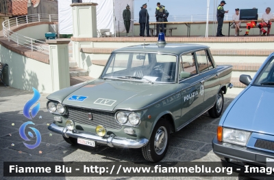 Fiat 1500
Polizia di Stato
Polizia Stradale
POLIZIA 29143
Parole chiave: Fiat_1500 POLIZIA_29143