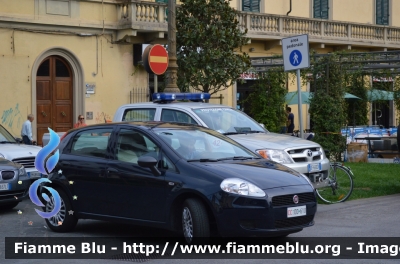 Fiat Grande Punto
Carabinieri
CC DD 610
Parole chiave: Fiat_Grande_Punto_Carabinieri_CC_DD_610