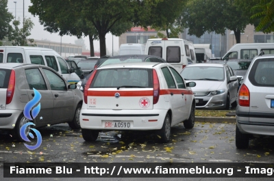 Fiat Punto III serie
Croce Rossa Italiana
Comitato Provinciale di Milano
CRI A059B
Parole chiave: Fiat_Ducato_III_serie_CRI_Comitato_Provinciale_Milano_CRI_A059B_REAS_2013