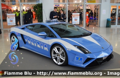 Lamborghini Gallardo II serie Restyle 
Polizia di Stato
Polizia Stradale
POLIZIA H3376

Esposta al REAS 2013
Parole chiave: Lamborghini_Gallardo_II_serie_Restyle_Polizia-Stradale_POLIZIA_H3376_REAS_2013