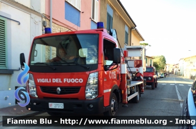 Renault Maxity
Vigili del Fuoco
Piattaforma Multitel Pagliero
MX 210 da 21,20 m
Mezzo Acquistato dal Commissario delegato per la Ricostruzione dei territori abruzzesi colpiti dal sisma del
6 aprile 2009
VF 27012

Emergenza Maltempo Lazzeretto (FI)
Parole chiave: Renault Maxity VF27012 Emergenza_Maltempo_Lazzeretto