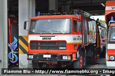 Fiat Iveco 160NC
Vigili del Fuoco
Comando Provinciale di Pistoia
AutoBottePompa allestimento Bergomi
VF 14256
Parole chiave: Fiat_Iveco_160NC_Vigili_del_Fuoco_VF_14256