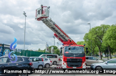 Volvo FE350
Vigili del Fuoco
Comando Provinciale di Firenze
Autoscala 24 MT Allestimento RED
VF 33226
Parole chiave: Volvo_FE350 VF33226