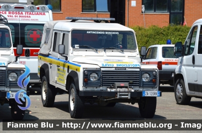 Land Rover Defender 110
Protezione Civile Prociv Arci Sarzana (SP)
Parole chiave: Land_Rover_Defender_110_protezione_Civile_Prociv_Arci_sarzana