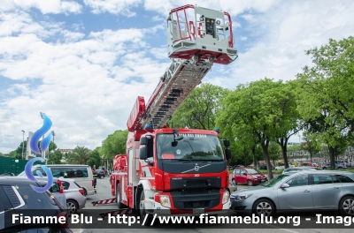 Volvo FE350
Vigili del Fuoco
Comando Provinciale di Firenze
Autoscala 24 MT Allestimento RED
VF 33226
Parole chiave: Volvo_FE350 VF33226