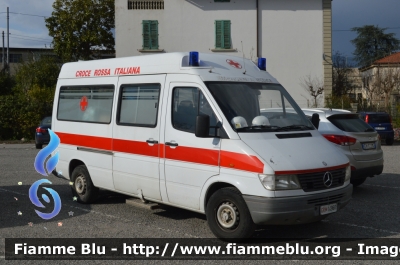 Mercedes-Benz Sprinter I serie
Croce Rossa Italiana
Comitato Provinciale di Pistoia
Ex Comitato Locale Follonica
Allestito MAF
CRI 14960
Parole chiave: Mercedes-Benz Sprinter_Iserie CRI14960 Ambulanza