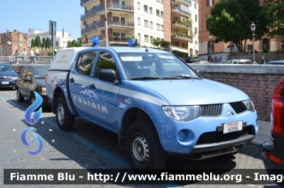 Mitsubishi L200 IV serie
Polizia di Stato
Unità Artificieri
POLIZIA H0996
Parole chiave: Mitsubishi_L200_IV_serie_POLIZIA_H0996_Polizia_di_Stato_Artificieri_Festa_della_Repubblica_2014