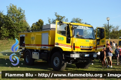 Iveco EuroCargo 140E30 III serie 4x4
VAB Vigilanza Antincendi Boschivi
Sezione Vinci (FI)
Allestito Fulmix - carrozzeria BaMa
Parole chiave: Iveco EuroCargo_140E30IIIserie_4x4 VAB_Vinci