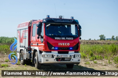 Iveco EuroCargo 120EL25 IV serie
Vigili del Fuoco
Comando Provinciale di Grosseto
Distaccamento Permanente di Follonica (GR)
AutoPompaSerbatoio allestimento Magirus
VF 31872
Parole chiave: Iveco EuroCargo_120EL25_IVserie VF31872