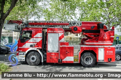 Volvo FE350
Vigili del Fuoco
Comando Provinciale di Firenze
Autoscala 24 MT Allestimento RED
VF 33226
Parole chiave: Volvo_FE350 VF33226