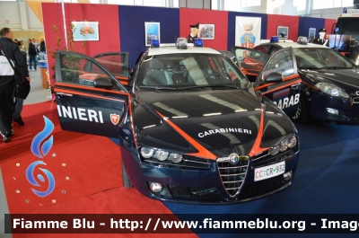 Alfa Romeo 159
Carabinieri
CC CR 932

Esposta al REAS 2013
Parole chiave: Alfa_Romeo_159_Carabinieri_CC_CR_932_REAS_2013