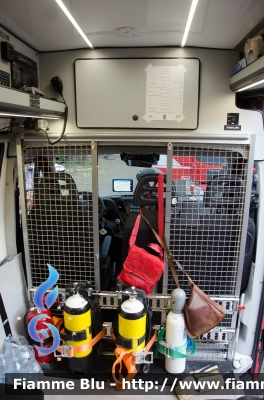 Iveco Daily VI serie restyle
Vigili del Fuoco
Comando Provinciale di Firenze
Nucleo Soccorso Subacqueo Acquatico
Allestimento Divitec
VF 33360
Parole chiave: Iveco Daily_VIserie restyle VF33360