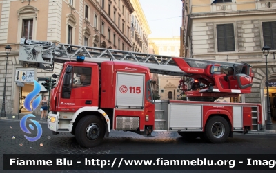 Iveco EuroCargo 180E32 III serie
Vigili del Fuoco
Comando Provinciale di Roma
AutoScala M39L da 39 metri allestimento Magirus
VF 27497
Parole chiave: Iveco EuroCargo_180E32_IIIserie Vigili_del_Fuoco Comando_Provinciale_Roma VF27497