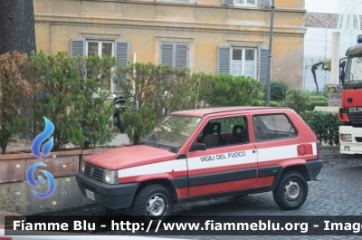 Fiat Panda 4x4 II serie
Vigili del Fuoco
Comando Provinciale di Roma
VF 17463
Parole chiave: Fiat Panda_4x4_IIserie Vigili_del_Fuoco Comando_Provinciale_Roma VF17463