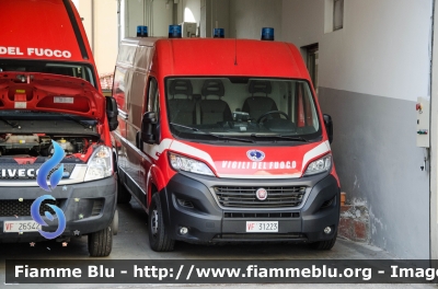 Fiat Ducato X290
Vigili del Fuoco
Comando Provinciale di Firenze
Nucleo Sommozzatori
VF 31223
Parole chiave: Fiat Ducato_X290 VF31223