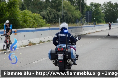 Yamaha FJR 1300 II serie
Polizia di Stato
Polizia Stradale
Allestimento Elevox
POLIZIA G3138
Parole chiave: Yamaha FJR_1300_IIserie POLIZIA_G3138