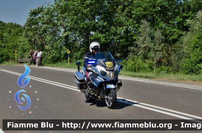 Bmw R1200RT II serie
Polizia di Stato
Polizia Stradale
POLIZIA G2666
in scorta al Giro d'Italia 2017
Parole chiave: Bmw R1200RT_IIserie POLIZIAG2666 Giro_Italia_2017