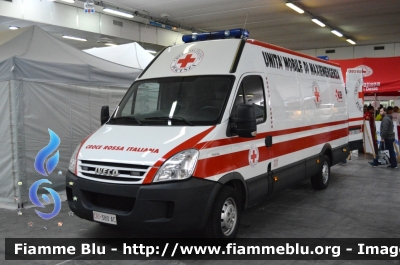 Iveco Daily IV serie
Comitato Provinciale di Piacenza
Unità Mobile di Maxiemergenza
CRI 380 AC

Esposto al REAS 2013
Parole chiave: Iveco_Daily_IV_serie_CRI_Comitato_Provinciale_Piacenza_CRI_380_AC_REAS_2013