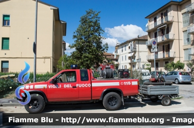 Nissan Navara II serie
Vigili del Fuoco
Comando Provinciale di Firenze
Distaccamento Volontario di Calenzano
VF 27035
Parole chiave: Nissan Navara_IIserie Vigili_del_Fuoco Comando_Provinciale_Firenze VF_27035