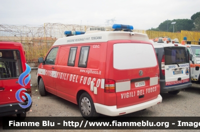 Volkswagen Transporter T5
Vigili del Fuoco
Comando Provinciale di Firenze
Centro Documentazione Video - Regia Mobile
VF 23250
Parole chiave: Volkswagen Transporter_T5 Vigili_del_Fuoco VF_23250