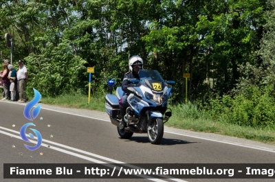 Bmw R1200RT II serie
Polizia di Stato
Polizia Stradale
POLIZIA G2674
in scorta al Giro d'Italia 2017
Parole chiave: Bmw R1200RT_IIserie POLIZIAG2674 Giro_Italia_2017