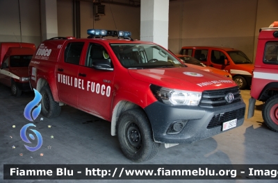 Toyota Hilux V serie
Vigili del Fuoco
Comando Provinciale di Massa Carrara
Nucleo Cinofili
VF 29213
Parole chiave: Toyota Hilux_Vserie VF29213