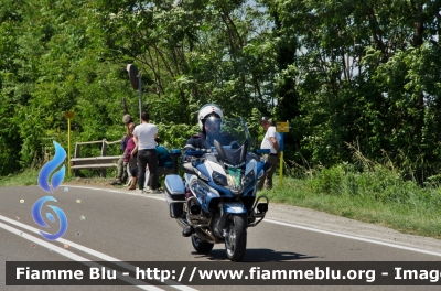 Bmw R1200RT II serie
Polizia di Stato
Polizia Stradale
POLIZIA G2421
in scorta al Giro d'Italia 2017
Parole chiave: Bmw R1200RT_IIserie POLIZIAG2421 Giro_Italia_2017