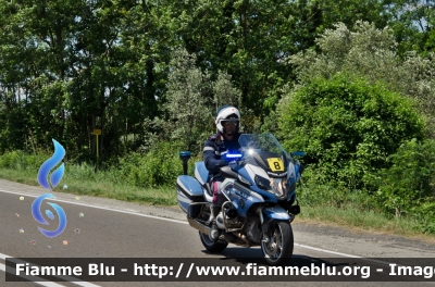 Bmw R1200RT II serie
Polizia di Stato
Polizia Stradale
POLIZIA G2660
in scorta al Giro d'Italia 2017
Parole chiave: Bmw R1200RT_IIserie POLIZIAG2660 Giro_Italia_2017