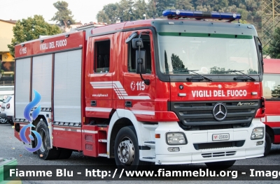 Mercedes-Benz Actros 1841 II serie
Vigili del Fuoco
Comando Provinciale di Milano
Distaccamento Permanente di Legnano
AutoPompaSerbatoio allestimento BAI
Ricondizionato Fortini
VF 23333
Parole chiave: Mercedes_Benz Actros_1841_IIserie VF23333