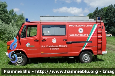 Mercedes-Benz T1
Pubblica Assistenza Fratellanza Militare Firenze
Protezione civile - Polisoccorso
Automezzo 84
Allestimento Ziegler
Parole chiave: Mercedes_Benz T1