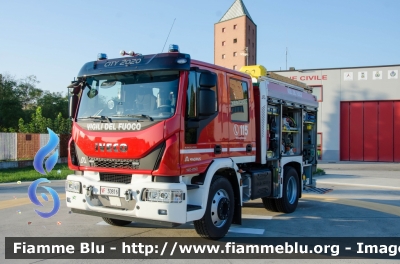 Iveco EuroCargo 140E25 IV serie
Vigili del Fuoco
Comando Provinciale di Brescia
Distaccamento Volontario di Chiari
Allestimento Magirus
VF 30816
Parole chiave: Iveco EuroCargo_140E25_IVserie VF30816