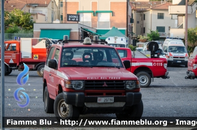 Mitsubishi Pajero Swb II serie
Vigili del Fuoco
Comando Provinciale di Lucca
VF 20786
Parole chiave: Mitsubishi Pajero_Swb_IIserie VF20786