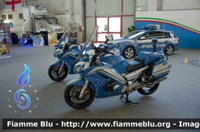 Yamaha FJR1300
Polizia di Stato
Polizia Stradale
POLIZIA G2702
POLIZIA G2703
Parole chiave: Yamaha_FJR1300 POLIZIAG2702 POLIZIAG2703