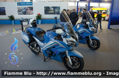 Yamaha FJR1300
Polizia di Stato
Polizia Stradale
POLIZIA G2703
Parole chiave: Yamaha_FJR1300 POLIZIAG2703