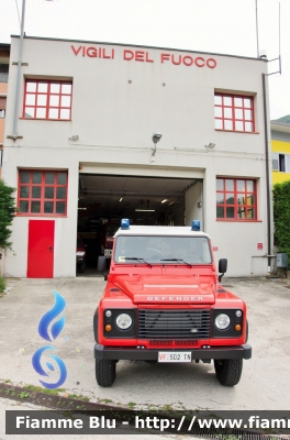 Land Rover Defender 90
Vigili del Fuoco
Unione Distrettuale della Vallagarina
Corpo Volontario di Besenello (TN)
VF 5D2 TN
Parole chiave: Land_Rover Defender90 Vigili_del_Fuoco Corpo_Volontario_Besenello VF_5D2_TN