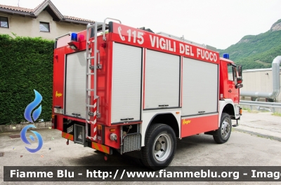 Man LE 14.280
Vigili del Fuoco 
Unione Distrettuale della Vallagarina
Corpo Volontario di Besenello
AutoBotte allestimento Ziegler
VF Z90 TN
Parole chiave: Man LE_14_280 Vigili_del_Fuoco Corpo_Volontario_Besenello VF_Z90_TN