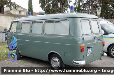 Fiat 238 I serie
Misericordia Firenze
Allestita Mariani Fratelli
Automezzo Storico
Parole chiave: Fiat 238_Iserie