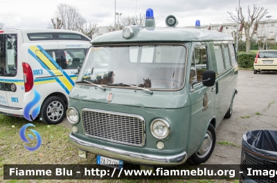 Fiat 238 I serie
Misericordia Firenze
Allestita Mariani Fratelli
Automezzo Storico
Parole chiave: Fiat 238_Iserie