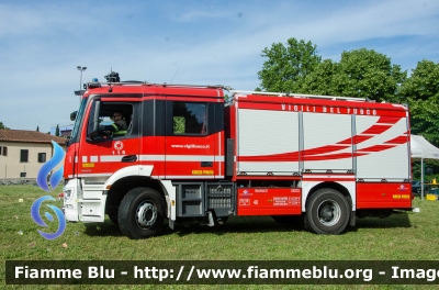 Mercedes-Benz Arocs 1832
Vigili del Fuoco
Comando Provinciale di Prato
Bimodale (strada-rotaia)
Allestimento BAI
VF 30042
Parole chiave: Mercedes_Benz Arocs_1832 VF30042