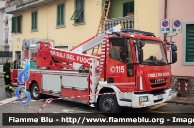 Iveco EuroCargo 110EL22 III serie
Vigili del Fuoco
Comando Provinciale di Firenze
Piattaforma aerea ribassata 
da 30 metri di sviluppo massimo
Allestimento Multitel-Pagliero
VF 27187
Parole chiave: Iveco EuroCargo_110EL22_IIIserie VF27187