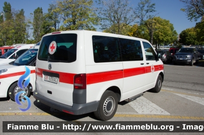 Volkswagen Transporter T5 Restyle
Croce Rossa Italiana
Delegazione di Canal San Bovo
CRI 639 AC
Parole chiave: Volkswagen Transporter_T5 Restyle CRI639AC