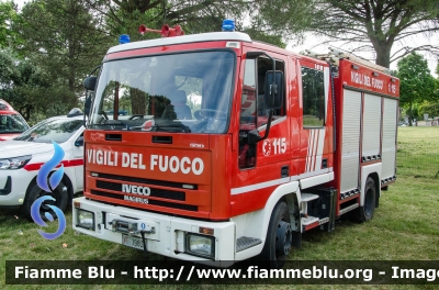 Iveco CityEuroFire 100E21 I serie
Vigili del Fuoco
Comando Provinciale di Prato
Distaccamento Permanente di Montemurlo
AutoPompaSerbatoio allestimento Iveco-Magirus
VF 19834
Parole chiave: Iveco CityEuroFire_100E21_Iserie VF19834