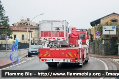 Iveco EuroCargo 110EL22 III serie
Vigili del Fuoco
Comando Provinciale di Firenze
Piattaforma aerea ribassata 
da 30 metri di sviluppo massimo
Allestimento Multitel-Pagliero
VF 27187
Parole chiave: Iveco EuroCargo_110EL22_IIIserie VF27187