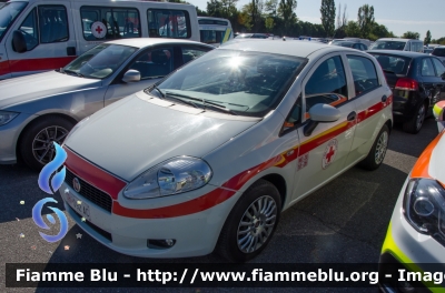 Fiat Grande Punto
Croce Rossa Italiana
Comitato Locale di Novara
CRI 092 AC
Parole chiave: Fiat Grande_Punto CRI092AC