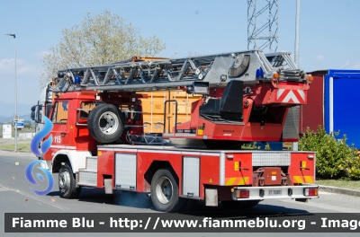 Iveco Zeta 109-14
Vigili del Fuoco
Comando Provinciale di Belluno
Distaccamento Permanente di Feltre (BL)
Allestimento Iveco-Magirus
VF 16881
Parole chiave: Iveco Zeta_109_14 VF16881