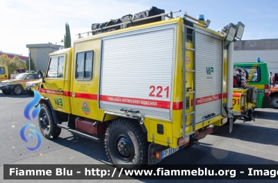 Iveco VM90
221 - VAB Bagno a Ripoli (FI)
Antincendio Boschivo - Protezione Civile
Ex Vigili del Fuoco
Parole chiave: Iveco_VM90