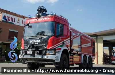 Scania XT P500 6x6
Vigili del Fuoco
Comando Provinciale di Firenze
Distaccamento Aeroportuale di Peretola
Antincendio Aereoportuale 
AutoIdroSchiumaPolvere Efestus X6 allestimento Bai
VF 29881
Parole chiave: Scania XT_P500_6x6 VF29881