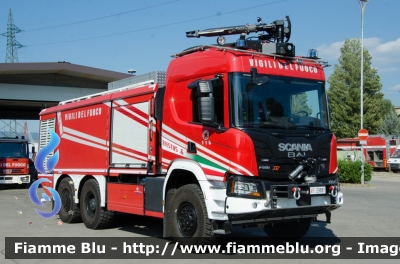 Scania XT P500 6x6
Vigili del Fuoco
Comando Provinciale di Firenze
Distaccamento Aeroportuale di Peretola
Antincendio Aereoportuale 
AutoIdroSchiumaPolvere Efestus X6 allestimento Bai
VF 29881
Parole chiave: Scania XT_P500_6x6 VF29881